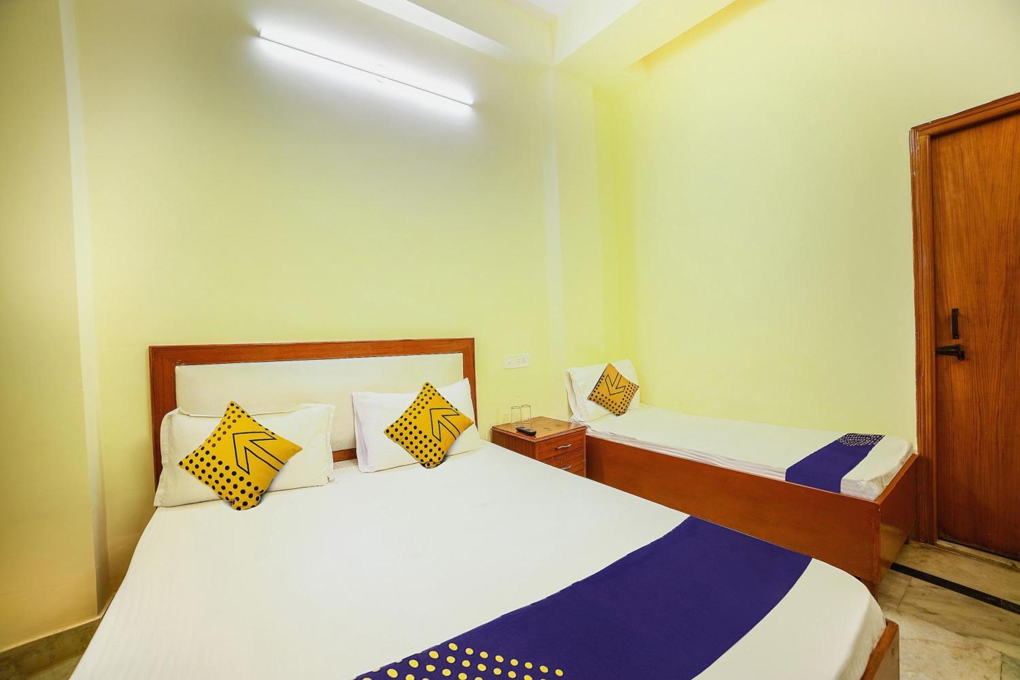 Hotel O City Inn Dx Ню Делхи Екстериор снимка