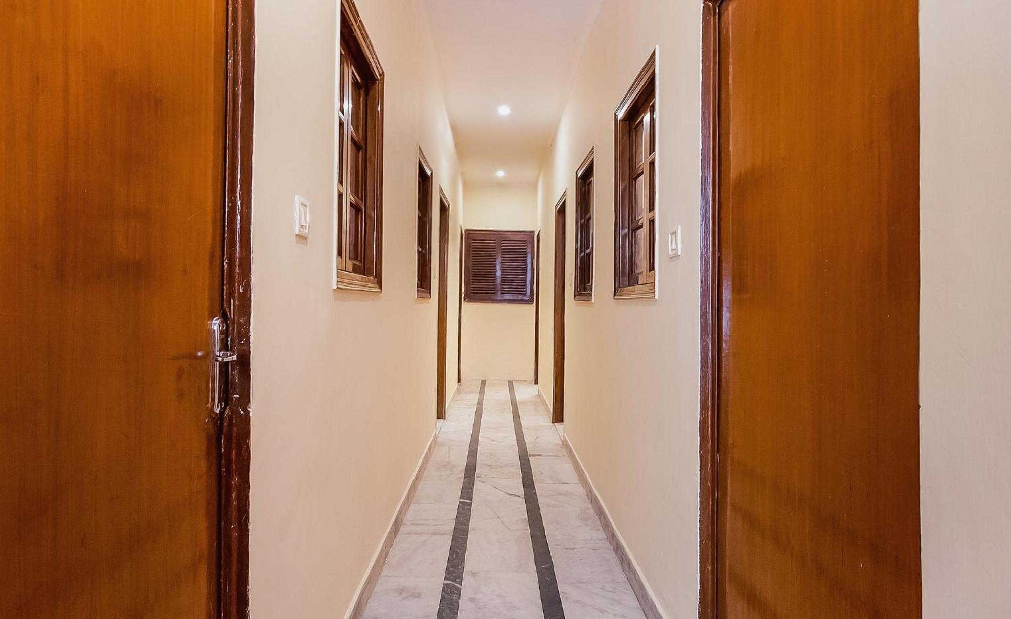 Hotel O City Inn Dx Ню Делхи Екстериор снимка