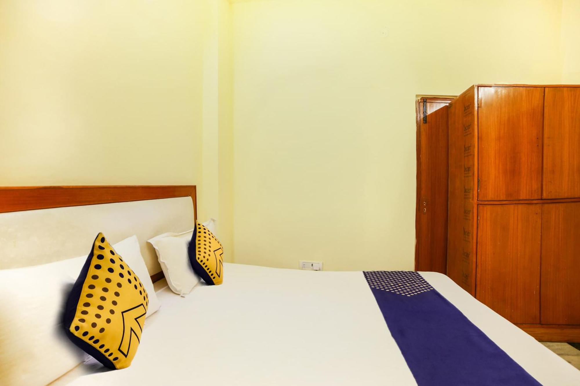 Hotel O City Inn Dx Ню Делхи Екстериор снимка
