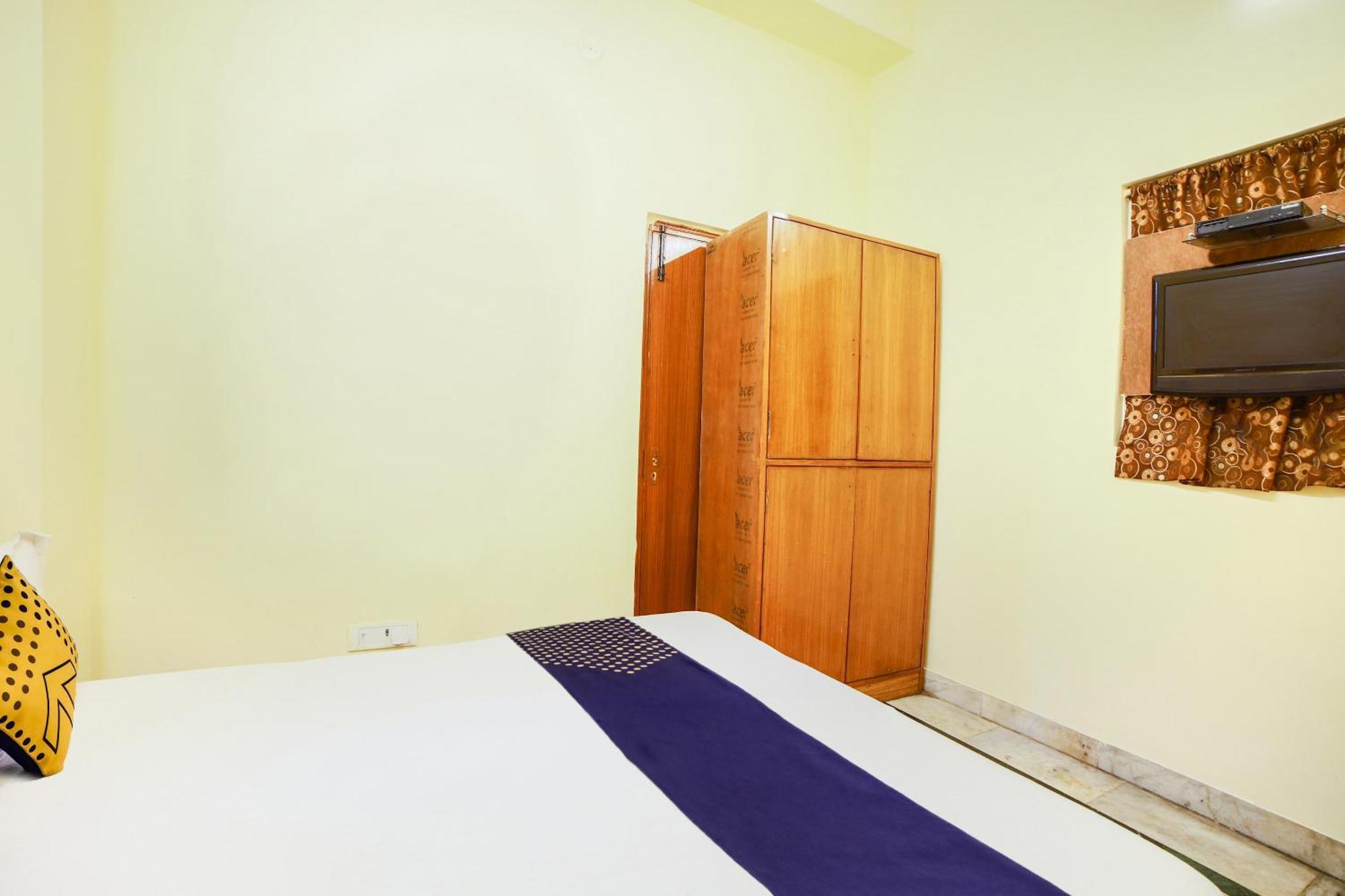 Hotel O City Inn Dx Ню Делхи Екстериор снимка